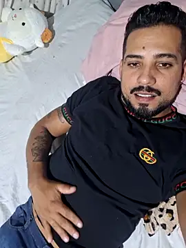 Snapshot of Luizragnar123 chatting on February 2026 07:45:01 PM Luizragnar123 online show from February 2026 07:45:01 PM