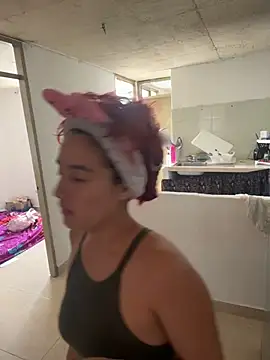 Ari Baker online show from October 2025 04:36:02 PM