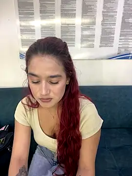 Ari Baker online show from November 2025 07:14:02 PM