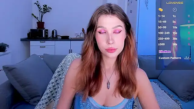 tenderdreams online show from September 2025 09:27:02 PM