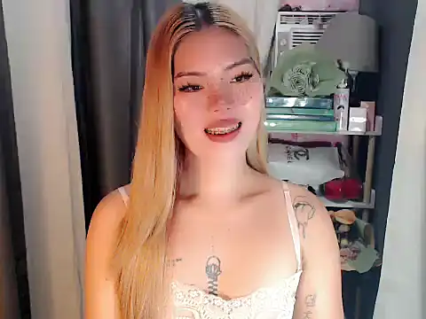 Zyradvega online show from July 2026 09:49:02 AM