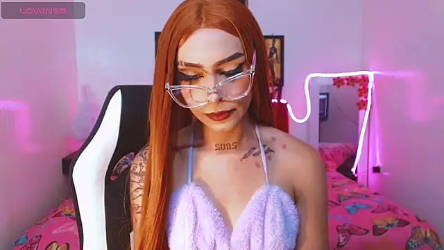 AdharaaMoon online show from November 2025 06:54:01 PM