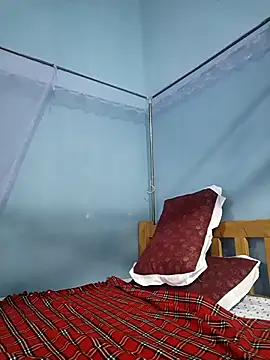 cocolicky online show from October 2025 05:16:02 AM