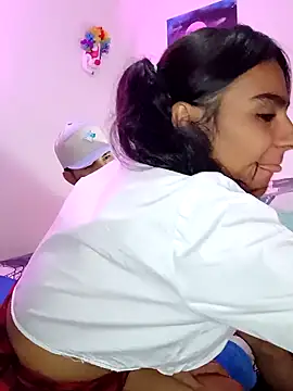 Leslly  online show from January 2025 03:44:01 PM