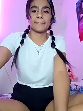 Leslly  online show from February 2025 11:35:02 AM