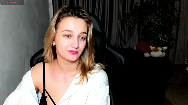 Sinty Noria online show from February 2025 04:14:02 AM