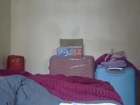 Snapshot of Sexy_racy_rebel_ chatting on October 2025 02:14:01 PM Sexy racy rebel online show from October 2025 02:14:01 PM