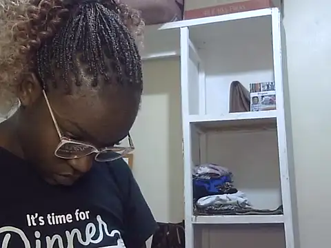 Sexy racy rebel  online show from November 2025 03:56:02 PM