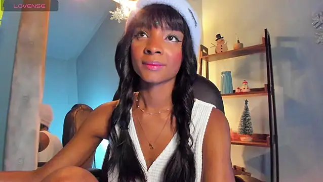 Snapshot of alikahouston4 chatting on December 2024 07:47:01 AM alikahouston4 online show from December 2024 07:47:01 AM