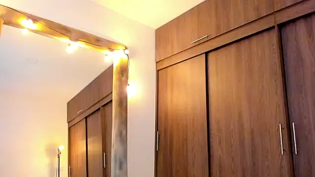 Snapshot of alikahouston4 chatting on February 2025 08:15:02 AM alikahouston4 online show from February 2025 08:15:02 AM