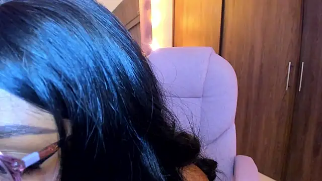 alikahouston4 online show from March 2026 06:59:01 PM