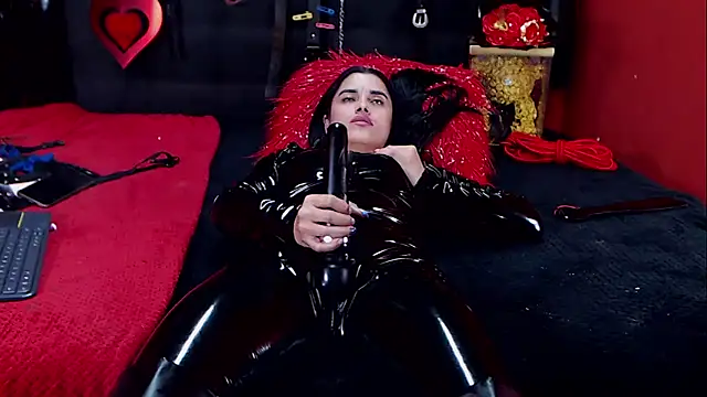 Hannamariana online show from March 2025 07:27:02 PM