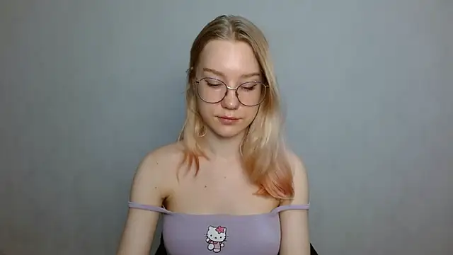 cindi hot online show from January 2025 09:28:01 AM