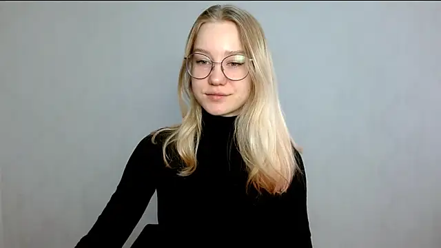 cindi hot online show from March 2025 08:30:01 AM