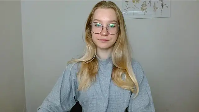 cindi hot online show from September 2025 10:25:02 AM