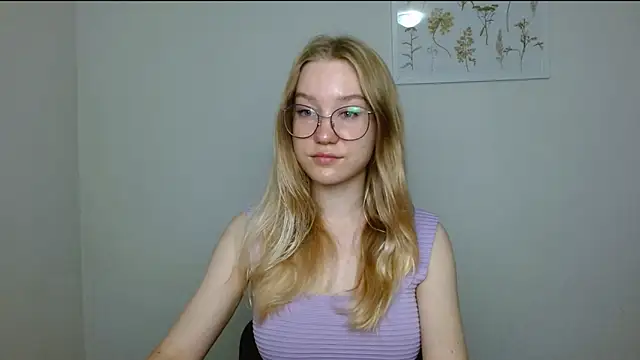 cindi hot online show from September 2025 09:12:02 AM