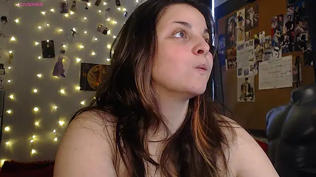 Snapshot of Saya_sweet chatting on October 2025 09:41:01 AM Saya sweet online show from October 2025 09:41:01 AM