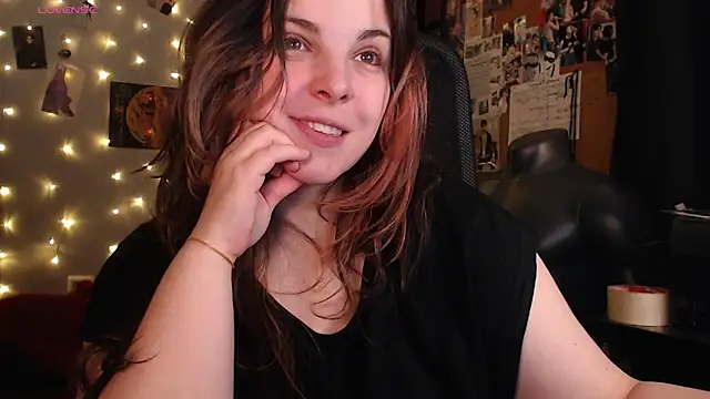 Snapshot of Saya_sweet chatting on October 2025 02:55:01 AM Saya sweet online show from October 2025 02:55:01 AM