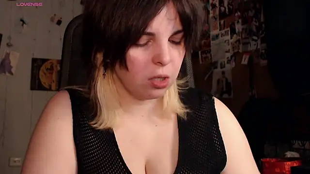 Snapshot of Saya_sweet chatting on February 2026 05:11:02 AM Saya sweet online show from February 2026 05:11:02 AM