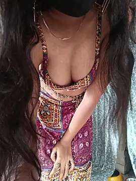 Parinaaz18 online show from June 2026 01:28:02 AM