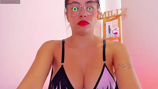 EmillySanders online show from March 2025 03:39:01 PM