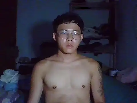 ZHIIz online show from October 2025 02:48:01 PM