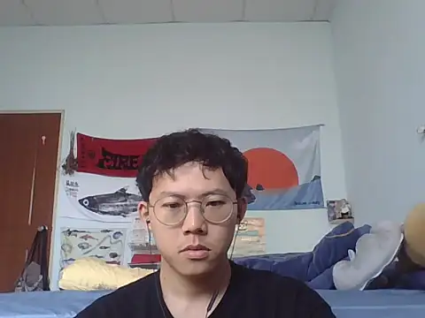 ZHIIz online show from February 2026 05:48:02 AM