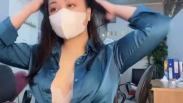 Snapshot of Bamboo_Swetie chatting on December 2024 11:51:02 AM Bamboo Swetie online show from December 2024 11:51:02 AM