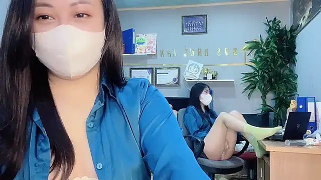 Snapshot of Bamboo_Swetie chatting on December 2024 04:31:02 AM Bamboo Swetie online show from December 2024 04:31:02 AM