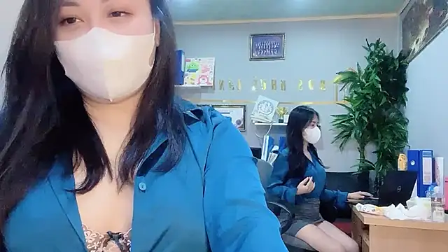 Snapshot of Bamboo_Swetie chatting on December 2024 02:43:02 PM Bamboo Swetie online show from December 2024 02:43:02 PM