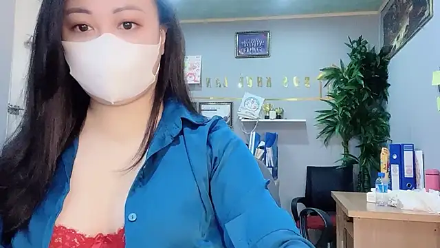 Snapshot of Bamboo_Swetie chatting on December 2024 05:58:02 AM Bamboo Swetie online show from December 2024 05:58:02 AM