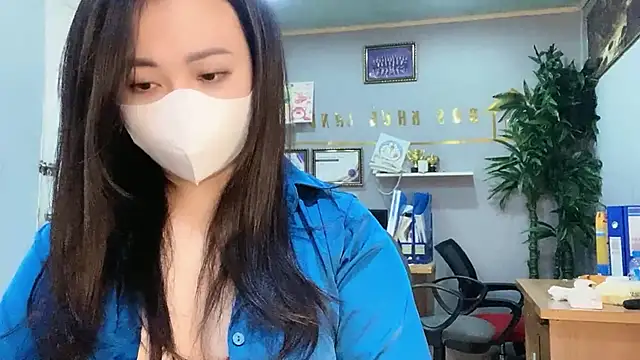 Snapshot of Bamboo_Swetie chatting on February 2025 03:53:02 PM Bamboo Swetie online show from February 2025 03:53:02 PM