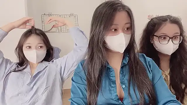 Snapshot of Bamboo_Swetie chatting on November 2025 03:22:01 PM Bamboo Swetie online show from November 2025 03:22:01 PM