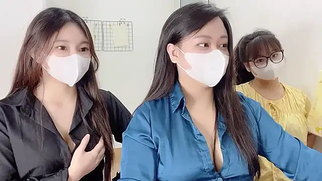 Bamboo Swetie online show from December 2025 03:09:02 PM