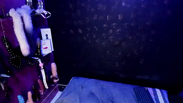 Alexa Slave online show from February 2025 07:36:01 PM