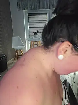 Snapshot of -BonnieBlack- chatting on February 2026 08:24:02 AM -BonnieBlack- online show from February 2026 08:24:02 AM