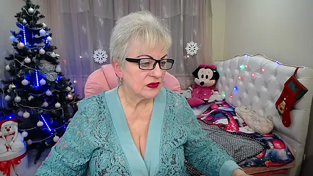 Snapshot of KayleSmoll chatting on January 2025 04:34:01 AM KayleSmoll online show from January 2025 04:34:01 AM