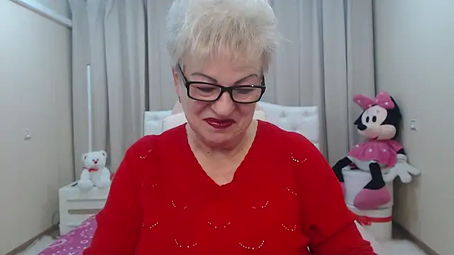 KayleSmoll online show from February 2026 07:53:02 PM