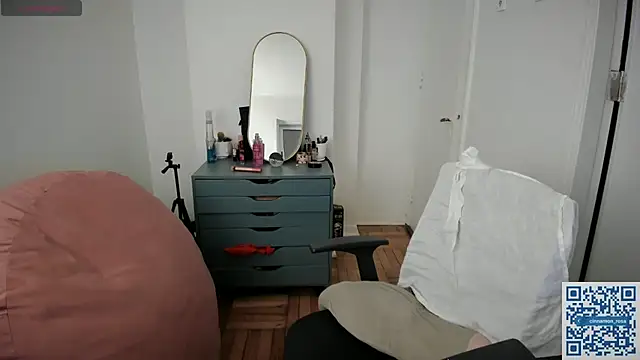 Snapshot of cinnamon_rosa chatting on March 2025 01:28:01 AM cinnamon rosa online show from March 2025 01:28:01 AM