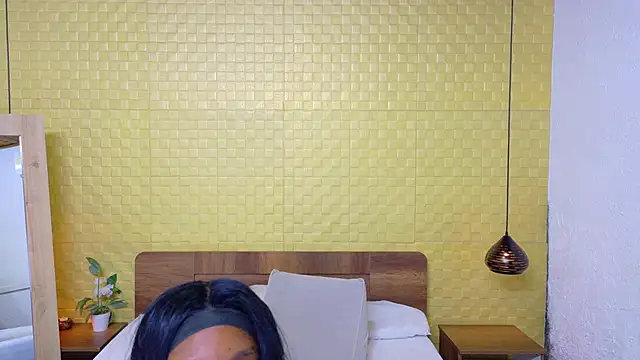 Snapshot of Shamiraa_moore chatting on February 2026 06:56:02 PM Shamiraa moore online show from February 2026 06:56:02 PM