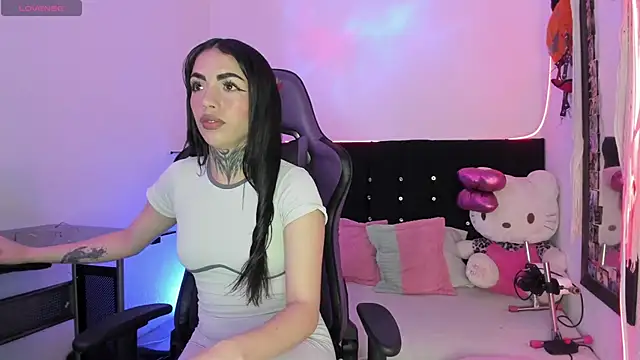 Snapshot of Alice_ch1 chatting on February 2026 07:50:02 PM Alice ch1 online show from February 2026 07:50:02 PM