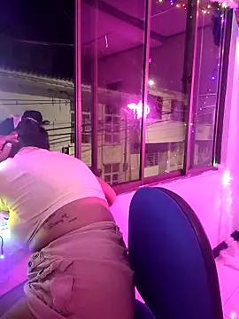 Snapshot of Sofythom1 chatting on December 2024 03:37:02 AM Sofythom1 online show from December 2024 03:37:02 AM