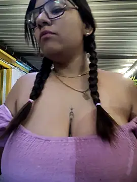 Snapshot of Sofythom1 chatting on February 2025 02:42:01 AM Sofythom1 online show from February 2025 02:42:01 AM