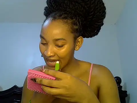 cute-alexis online show from June 2026 10:31:02 AM