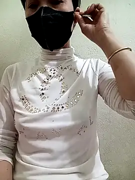 Snapshot of YunLem chatting on February 2025 02:33:02 PM YunLem online show from February 2025 02:33:02 PM