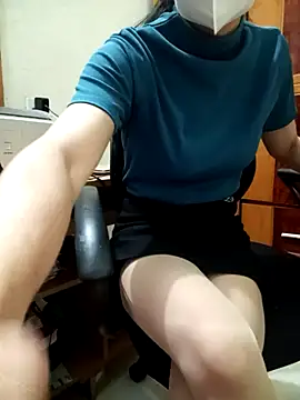 Snapshot of YunLem chatting on November 2025 02:22:01 AM YunLem online show from November 2025 02:22:01 AM