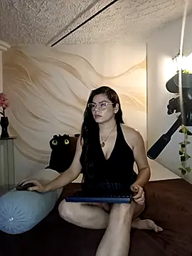 CherryBlossomm  online show from October 2025 01:28:01 AM