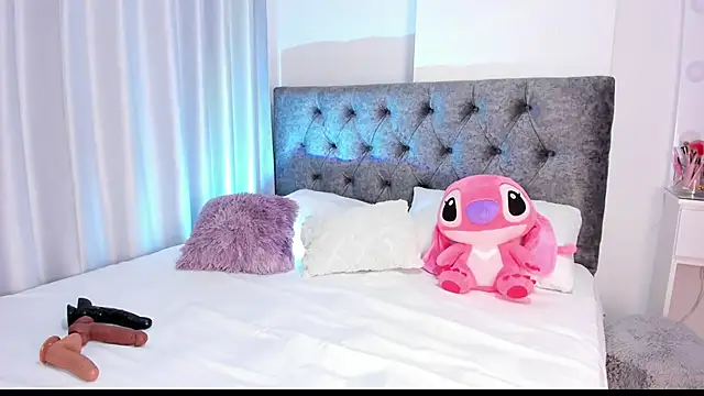 Snapshot of abbyfoxx_ chatting on January 2025 03:11:01 AM abbyfoxx online show from January 2025 03:11:01 AM