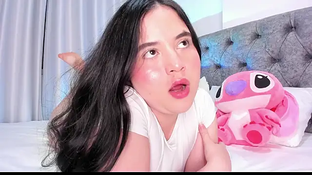 Snapshot of abbyfoxx_ chatting on January 2025 11:07:01 PM abbyfoxx online show from January 2025 11:07:01 PM