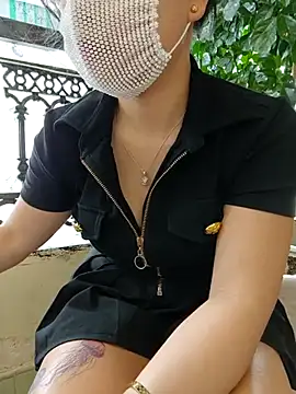 Snapshot of lyna_bl chatting on March 2025 04:05:02 AM lyna bl online show from March 2025 04:05:02 AM